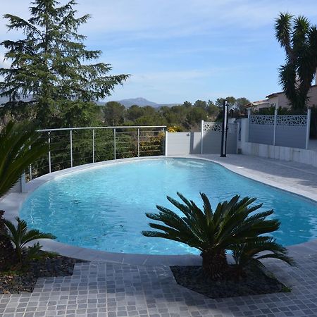 Belle Maison Avec Piscine Dans Les Hauteurs A Saint Raphael Exterior photo